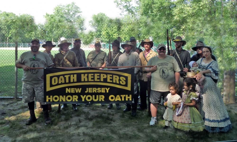 Οι οπλισμένες πολιτοφυλακές που δηλώνουν έτοιμες για νέο εμφύλιο στις ΗΠΑ